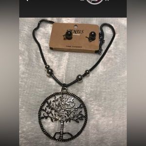 NWT Necklace with Matching Earrings